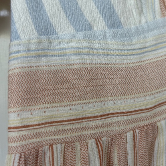 NWT HALTER DRESS BOHEMIAN SIZE SMALL BOUTIQUE BRAND AND FREE BOHO EARRINGS!!! - Picture 9 of 12